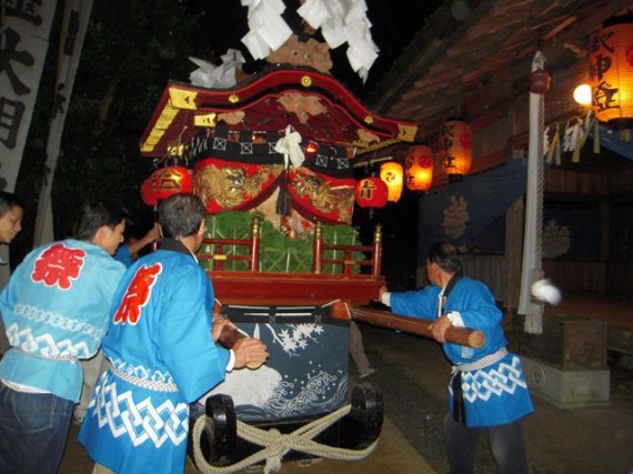 岩座神・五霊神社　曳山（宮入前後）